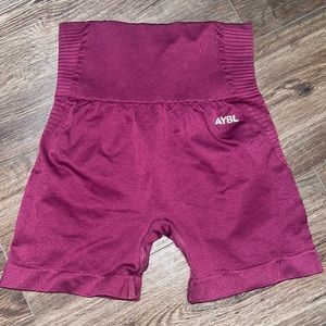 Balance V2 Seamless Shorts - Purple Wine